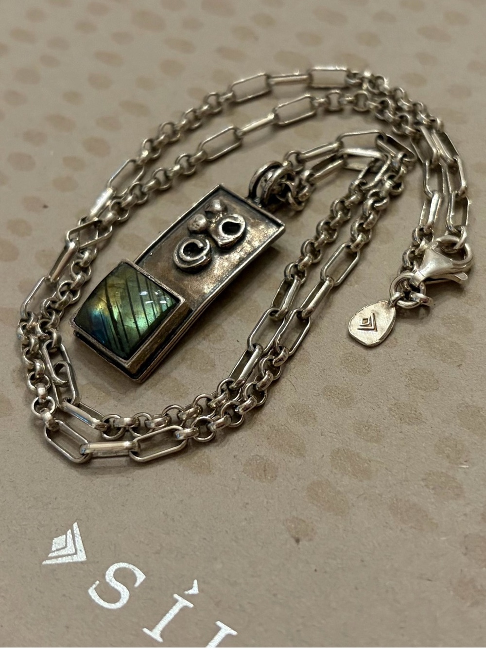 Vintage Silpada Sterling Silver and Labradorite Pendant “Timeless” Necklace - Picture 13 of 16